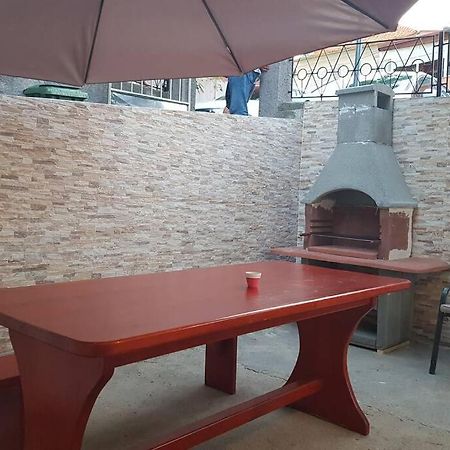 Apartman M&S 1 Kali, Otok Ugljan Appartamento Esterno foto