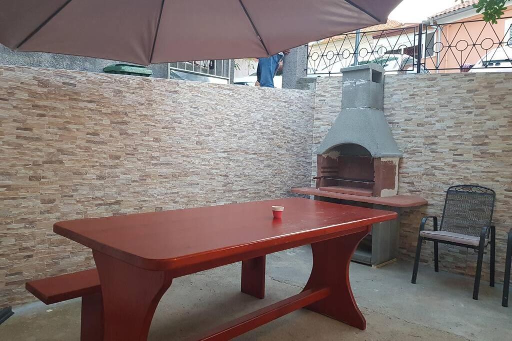 Apartman M&S 1 Kali, Otok Ugljan Appartamento Esterno foto