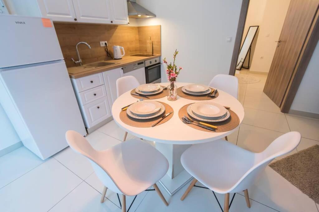 Apartman M&S 1 Kali, Otok Ugljan Appartamento Esterno foto